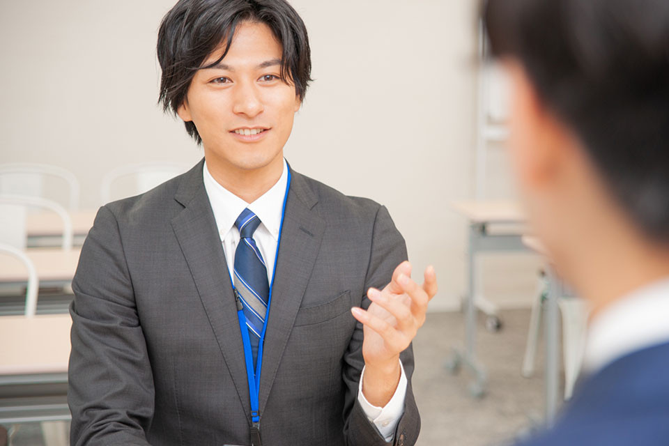 採用面接時によく聞かれる質問は？！定番の質問と回答例